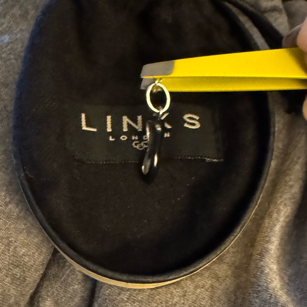 Links of London Black Flat Shoe Charm